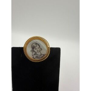 Vintage Gold Tone Mother of Pearl Scrimshaw Style Portrait Brooch Pin Round 1.5"